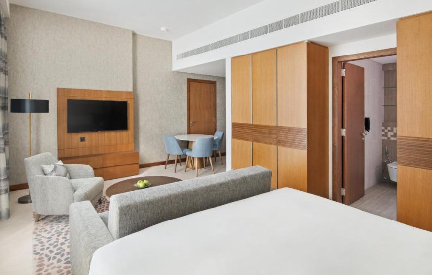 Staybridge Suites Dubai Al-Maktoum Airport, an IHG Hotel